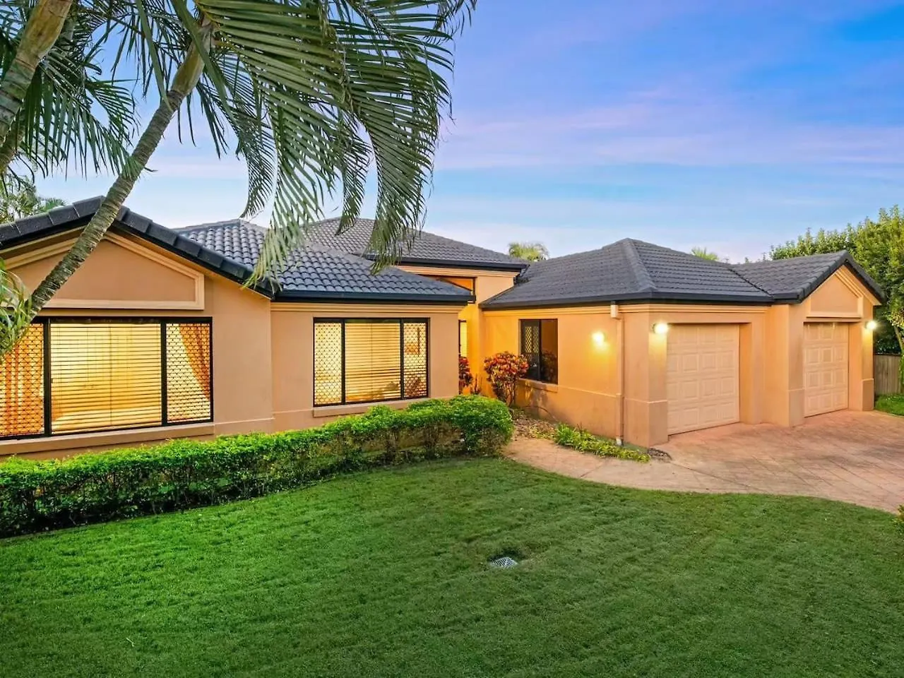 Holiday home Family Oasis With Pool Living Rooms And Peaceful Vibes Browns Plains Australia