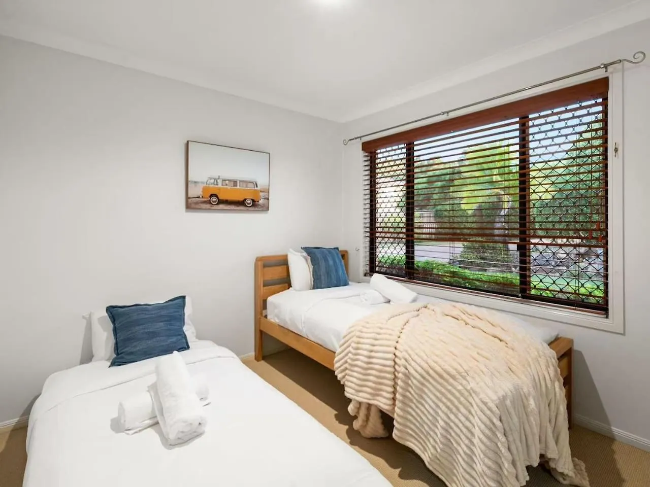 Family Oasis With Pool Living Rooms And Peaceful Vibes Browns Plains Australia