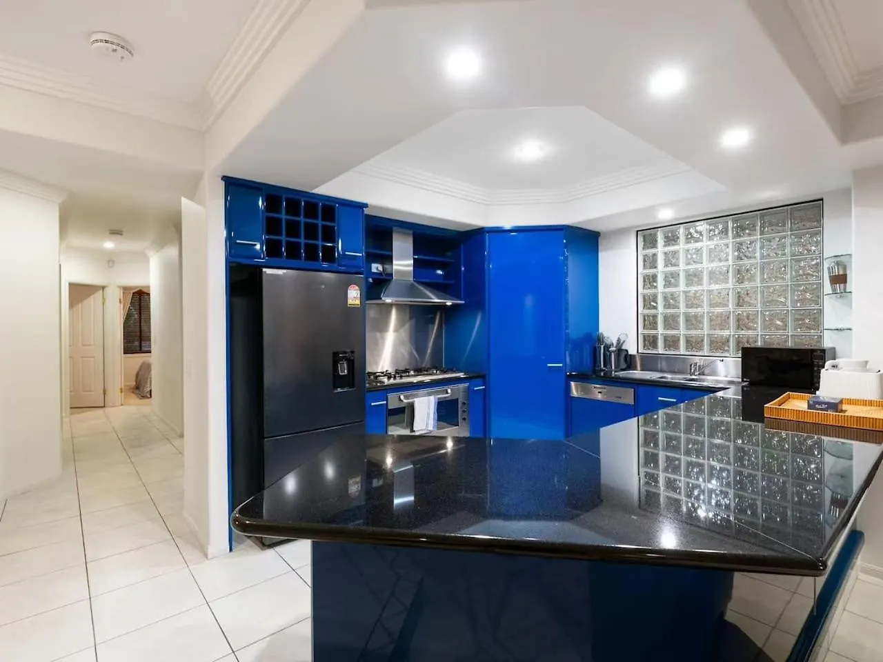 Family Oasis With Pool Living Rooms And Peaceful Vibes Browns Plains Holiday home