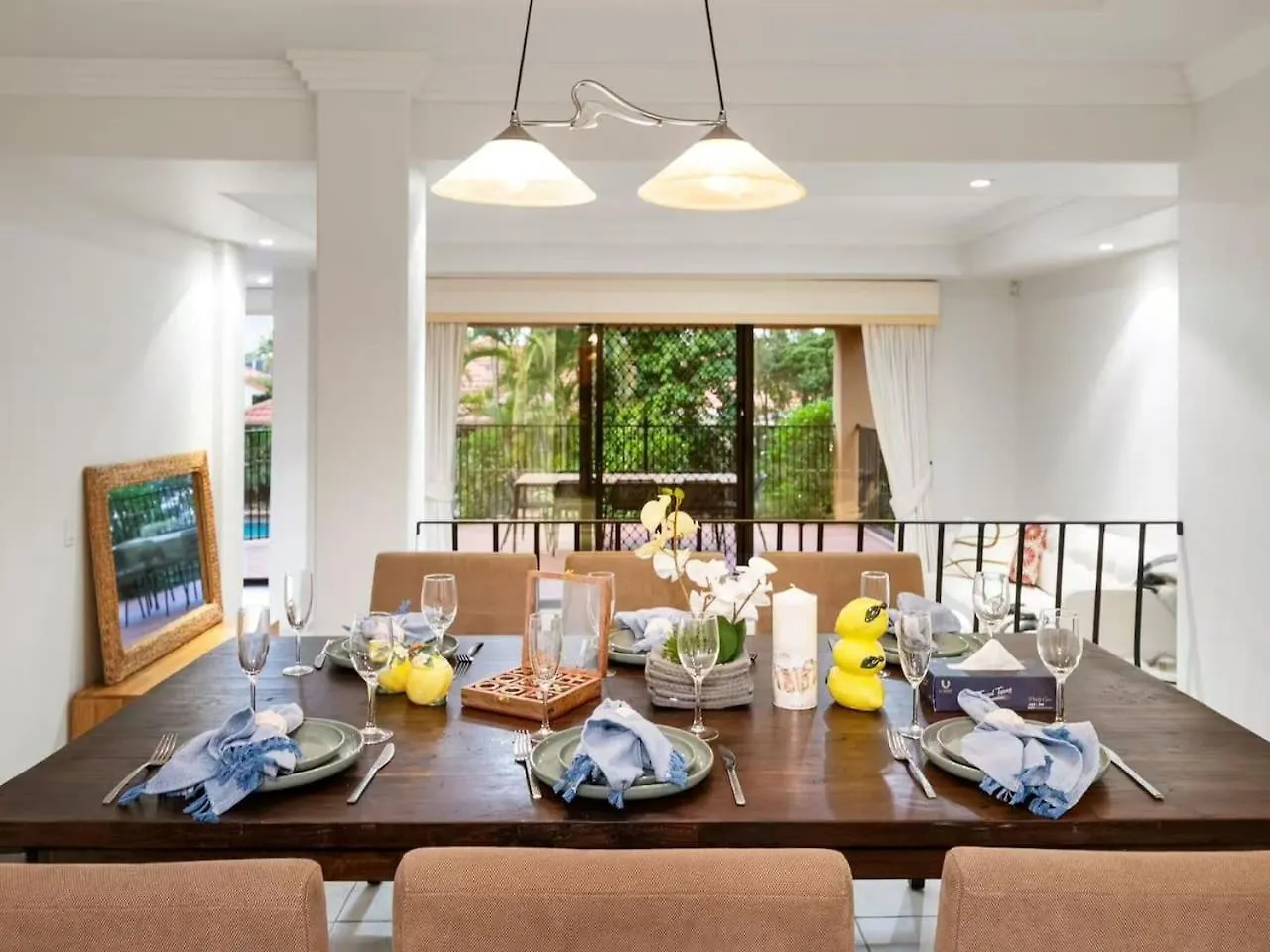 Family Oasis With Pool Living Rooms And Peaceful Vibes Browns Plains 0*,  Australia